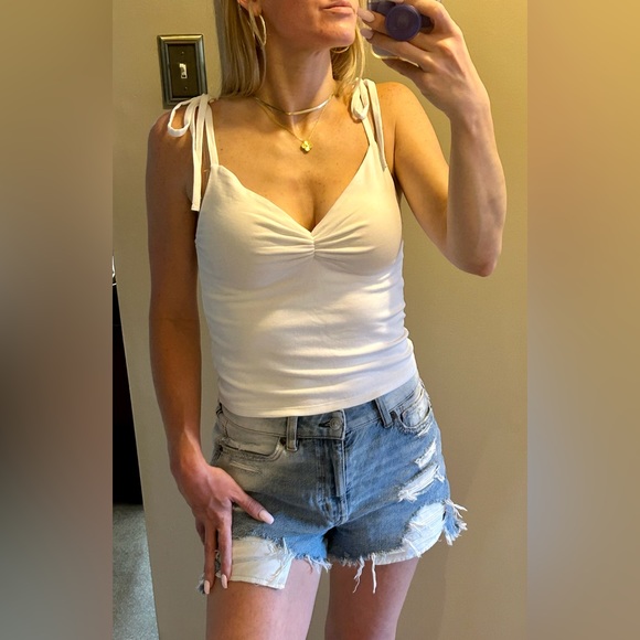 Forever 21 Tops - Forever 21 White Tie Strap Camisole